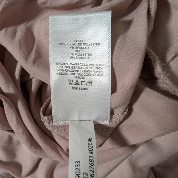 NWT EXPRESS Satin Bodysuit Top Ruffle Short Sleeve V Neck Wrap Blouse Large - Picture 5 of 5